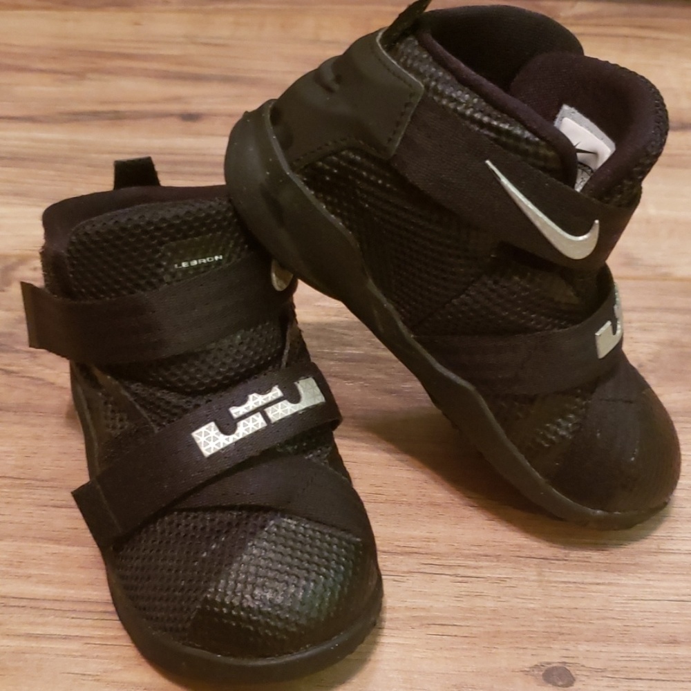 Children Shoes
